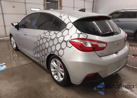 2019 Chevrolet Cruze Ls z USA, uszkodzony, nr VIN 3G1BC6SM9KS588889